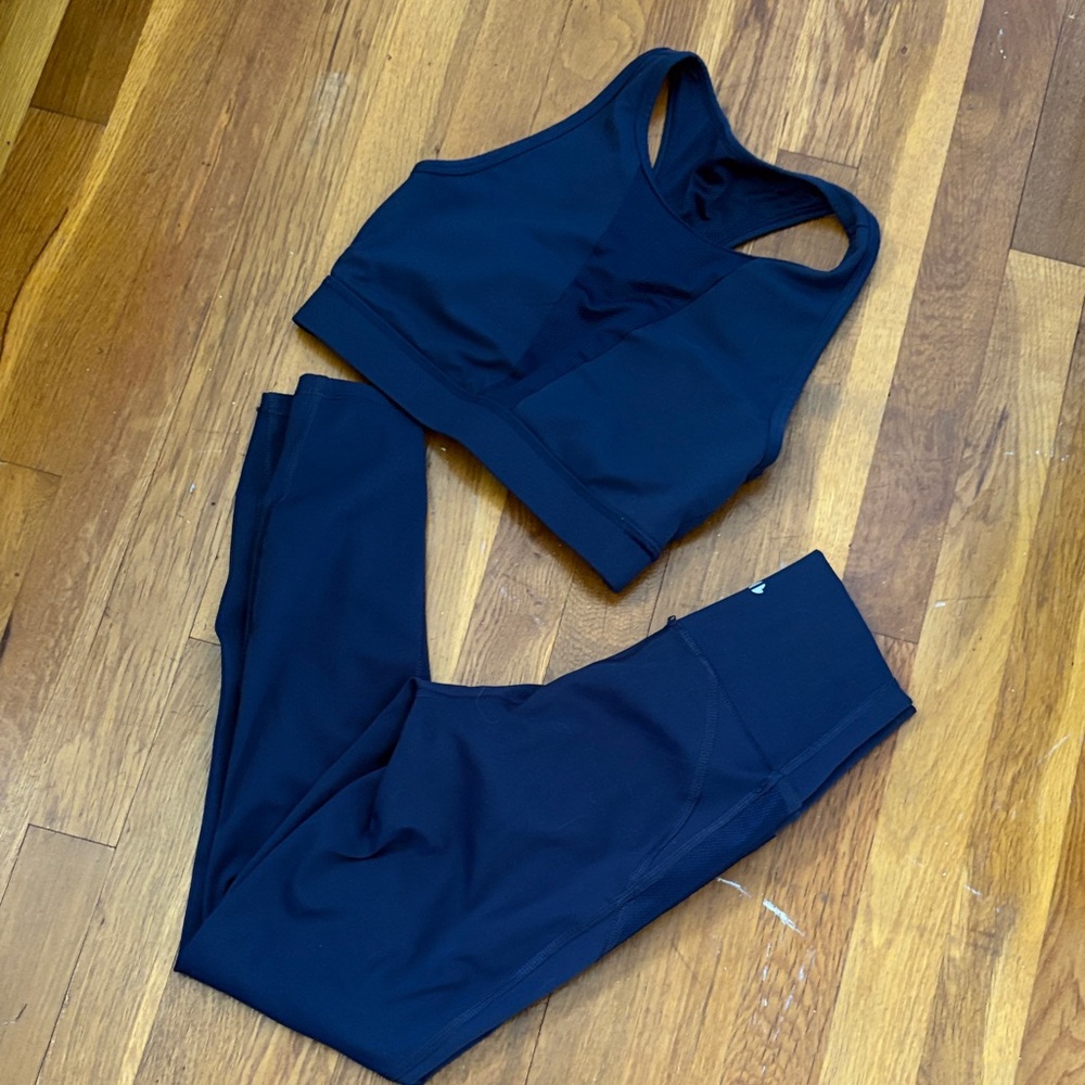 Thrive Societe navy blue workout set